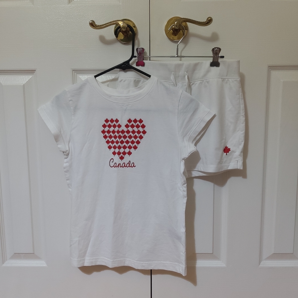 Neveda white and red Canada print matching set